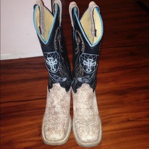 Western boots! Never worn